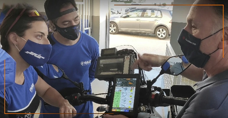 rugged-tablet-scenario.webp rugged-tablet-scenario.webp